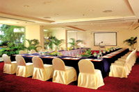 Shangri La Golden Sands Resort